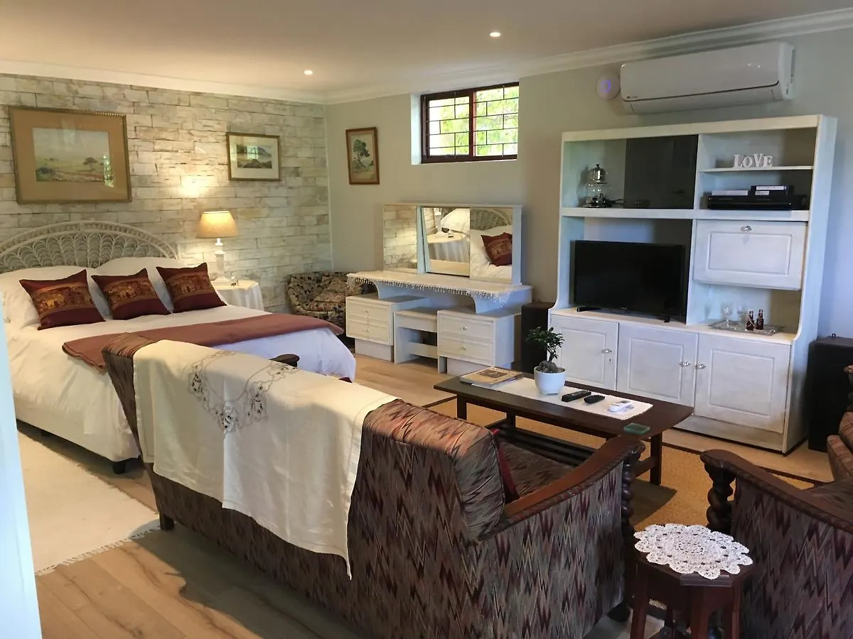 Geranium Studio Somerset West Apartment